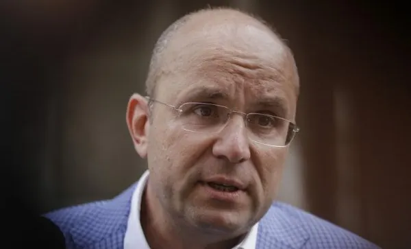 Gușă: Este horror cum s-a prezentat România în Parlamentul european. Am coborât cu liftul 10 etaje