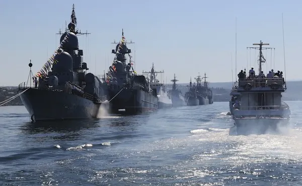 ”Riscurile militare s-au amplificat în zona Mării Negre”. Rusia acuză NATO