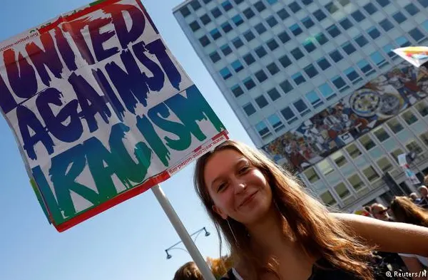 Proteste de amploare în Germania împotriva rasismului și xenofobiei