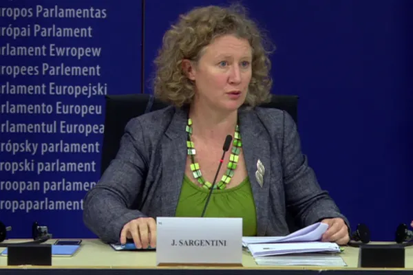Critici dure la adresa Guvernului. Europarlamentarul Judith Sargentini: "Aveţi mare grijă"