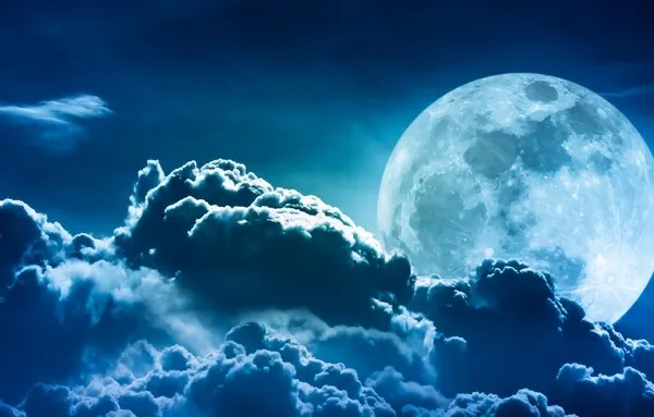 Luna plină Taur, 24 octombrie. Influență nefastă asupra zodiilor. Cum să te fereşti