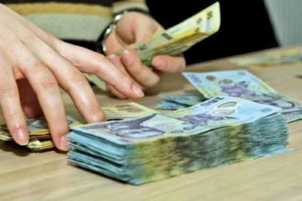 Guvernul a decis. Salariile cresc spectaculos la 1 noiembrie pentru mii de bugetari