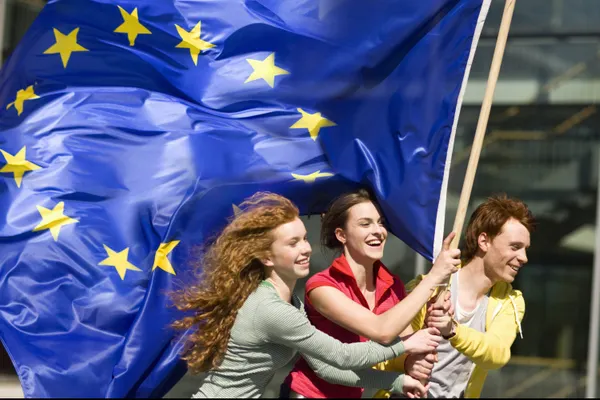 Uniunea Europeană, un fel de insulă a speranței pentru majoritatea românilor