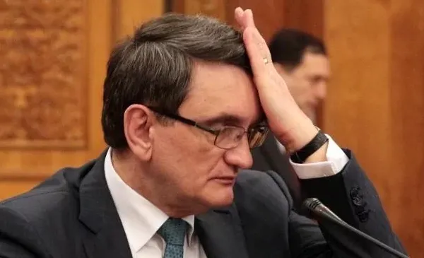 Victor Ciorbea cere lămuriri Guvernului şi MJ pentru OUG