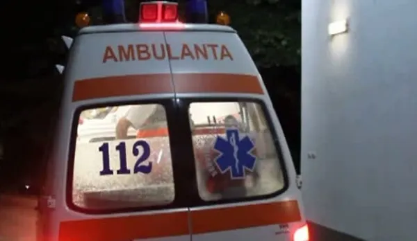 TRAGEDIE cu repetiţie. O mămică şi fiica ei de numai 3 ani, lovite în plin pe trecerea de pietoni