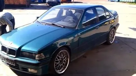 Un BMW de România face furori în Italia: a trecut de 32 ori pe roşu.Poliţia şoc când a prins şoferul