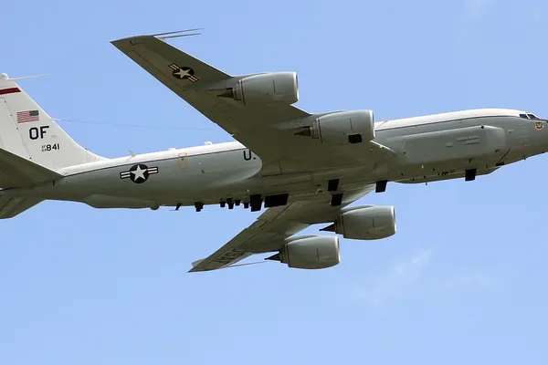 Moscova: Un avion militar SUA a intrat în zona Mării Negre în plin conflict Rusia-Ucraina
