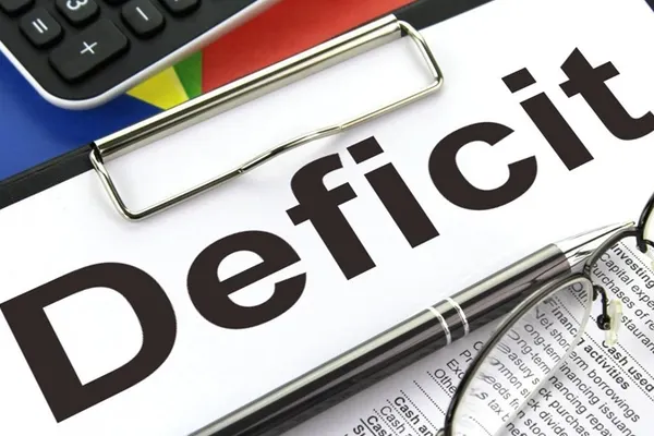 Semnal de alarmă al economiștilor: Guvernul se folosește de inflație pentru a acoperi deficitul