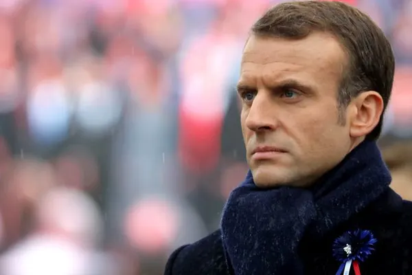 Popularitatea lui Macron, în cădere dramatică după protestele ”vestelor galbene”