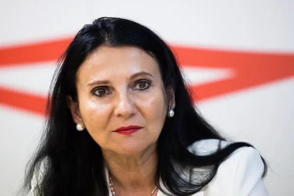 Cum vrea Ministerul Sănătății să oprească migrația rezidenților. E proiect de lege