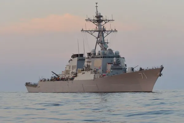 O navă de război a SUA va ajunge în Marea Neagră în plin conflict Rusia-Ucraina