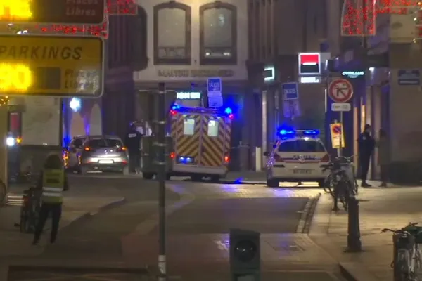 Franţa în alertă. Atacatorul de la Strasbourg, vânat de sute de polițiști. Cine este suspectul
