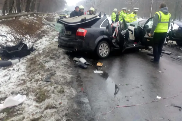 Accident grav în Mureș. Două persoane au murit