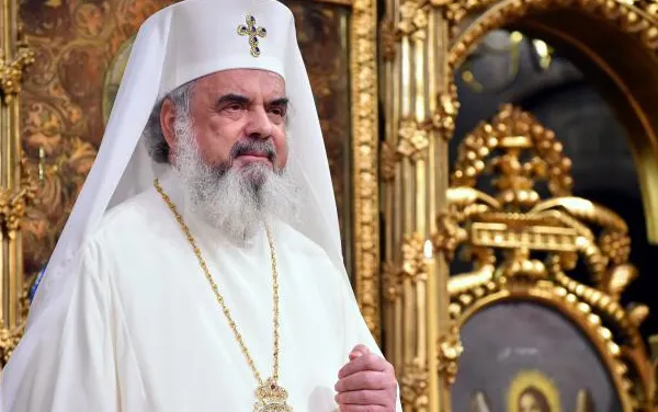Patriarhul Daniel: Aurul faptelor bune - cea mai mare cinstire adusă Pruncului Iisus