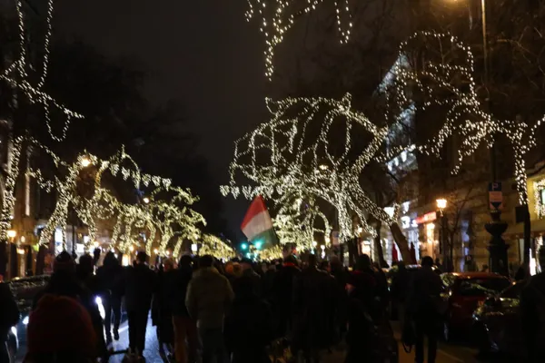 Proteste la Budapesta, mii de oameni au cerut demisia lui Viktor Orban (VIDEO)