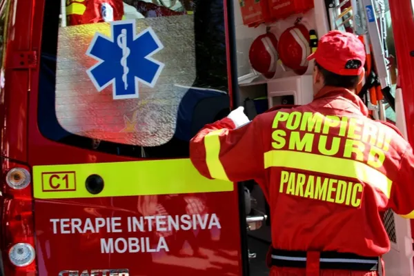 Accident grav la Arad: 6 victime, după ce două mașini s-au ciocnit