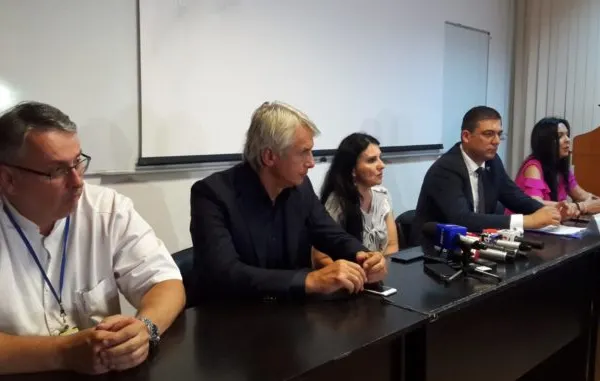 Teodorovici recunoaşte ce a spus Realitatea TV: A fost în Cuba, via Moscova