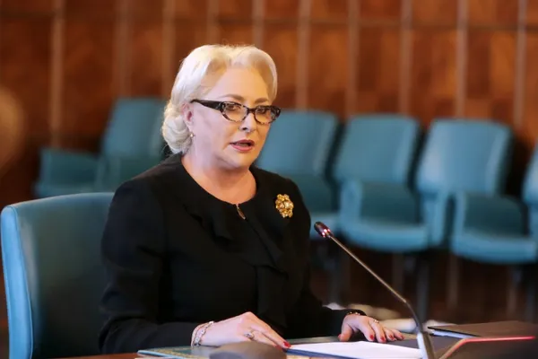 Viorica Dăncilă folosește din nou SPP. Premierul, cu aghiotant la ședința de guvern