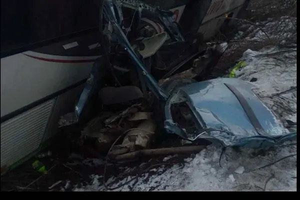 Plan roşu de intervenție după un accident cu autocar VIDEO