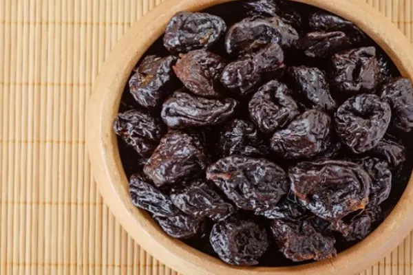 Prunele uscate, miracole pentru sănătate! Conţin o mulţime de vitamine