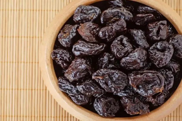 Prunele uscate, miracole pentru sănătate! Conţin o mulţime de vitamine