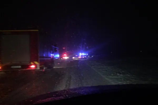 Autobuz cu 40 de călători, accident grav pe DN1. Un bărbat a murit