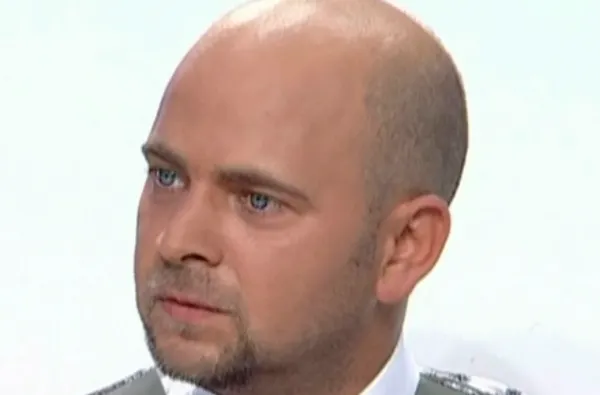Cosmin Seleşi, vedeta Antena 1, accident cumplit: are umărul şi clavicula rupte