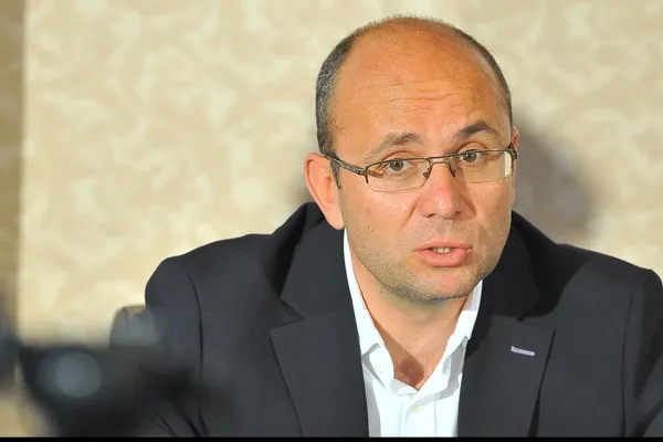 Cozmin Guşă a dezvăluit cine sunt, de fapt, cei care contestă înfiinţarea Partidului Realitatea