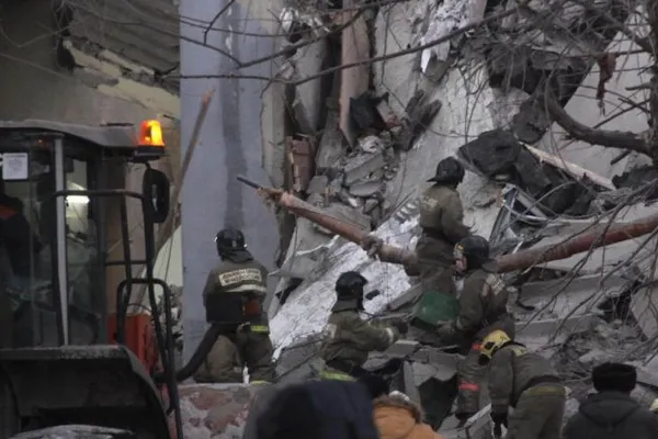 Miracol de Anul Nou. Un bebeluș, găsit în viață după zeci de ore de la explozia din Rusia
