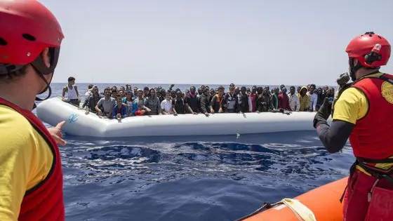 România va primi imigranţi blocaţi într-un port din Italia