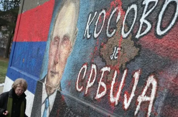 Vladimir Putin, primit ca un star rock la Belgrad. Mizele Rusiei în Serbia