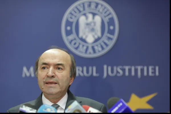 Cu ce promisiuni s-a dus Toader în Parlamentul European, după ce a dat asaltul asupra Justiției