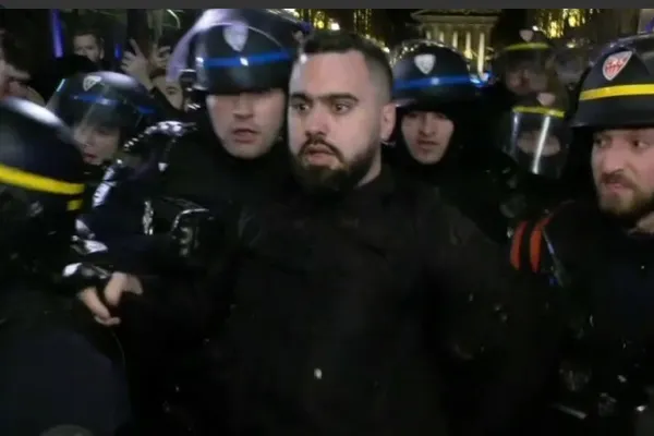 UPDATE: Liderul "vestelor galbene" din Franţa a fost eliberat şi ameninţă cu noi proteste