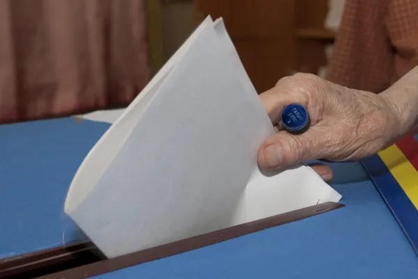 Modelul listelor electorale pentru europarlamentare, pe masa Guvernului