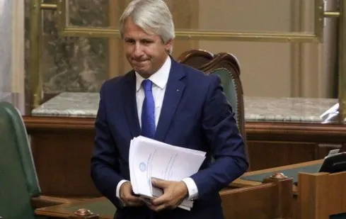 Guvernul dă amnistie fiscală în martie. Cine scapă de datorii