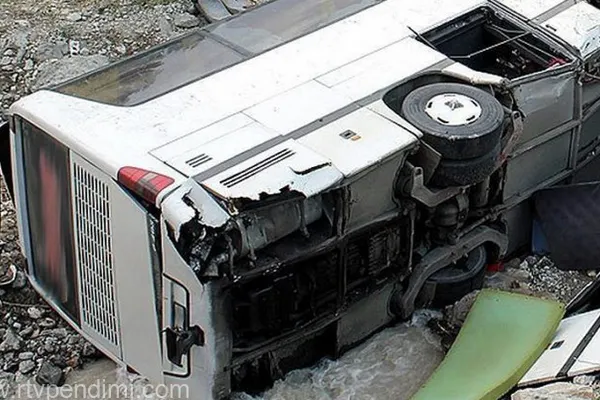 Tragedie! Accident cumplit: cel puțin 13 oameni au murit