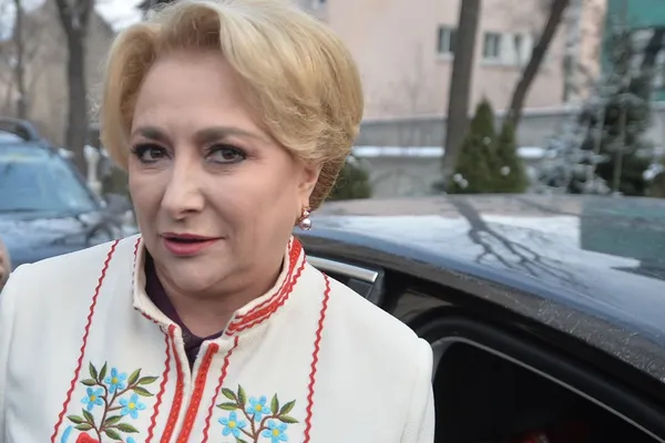 Guvernul nu renunță la ordonanța care aruncă în aer Justiția