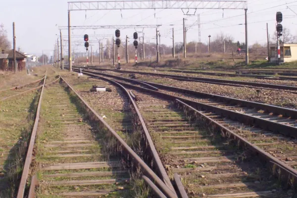 Accident mortal pe Valea Oltului, un autoturism a fost lovit de tren (VIDEO)