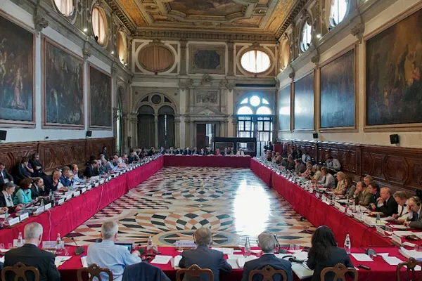 Război Ucraina. Comisia de la Veneția: Referendumurile organizate în timpul războiului sunt contrare standardelor europene