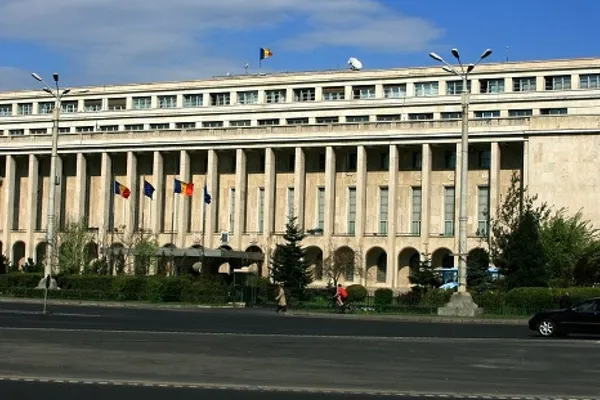 Guvernul PSD favorizează firmele străine care lucrează la organizarea Euro 2020