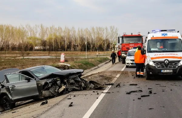 Realitatea de Giurgiu: Accident rutier pe DN 5, două persoane sunt rănite