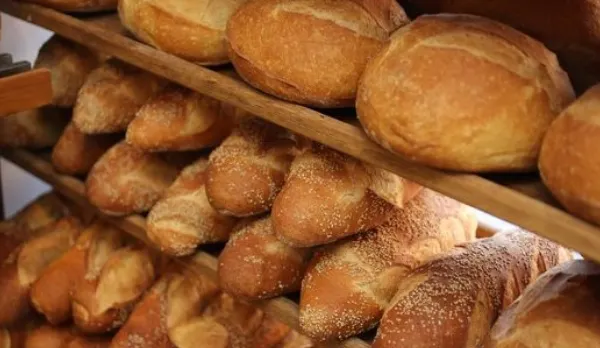 Voucherele de la stat, praf în ochii românilor? Ce ar putea să cumpere oamenii cu tichetele de la Guvern