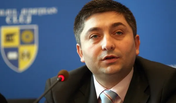 Alin Tișe le cere liberalilor să voteze Guvernul Veștea
