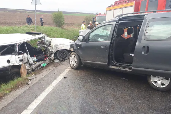 Accident îngrozitor pe DN1, doi oameni au murit pe loc