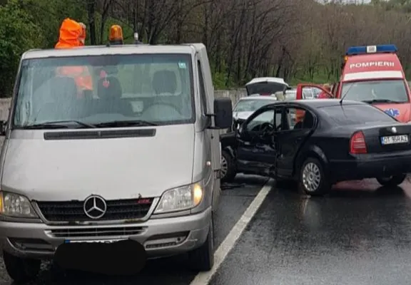 De ce a ajuns la spital un polițist care ancheta un accident rutier