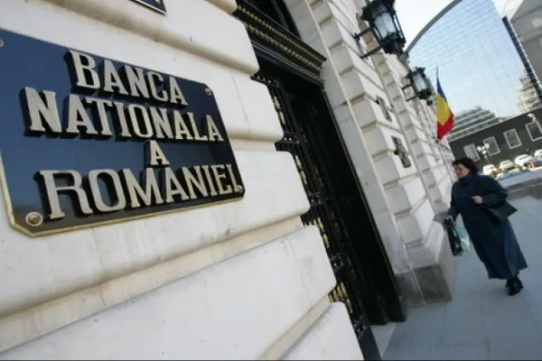 Încă un șoc în ziua căderii Guvernului. BNR a majorat dobânda cheie, pentru a ține în frâu scumpirile