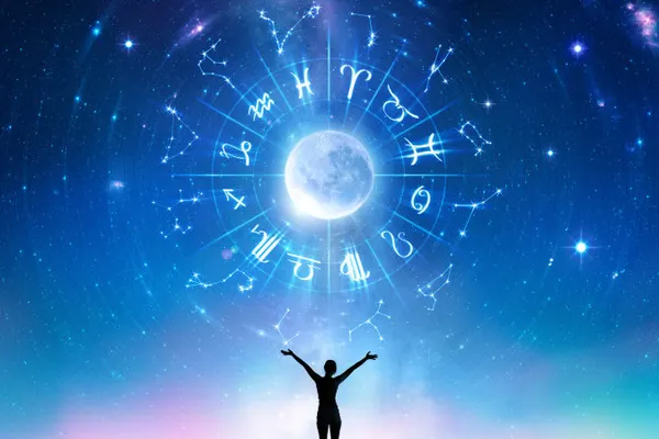 Horoscop: MERCUR intră în TAUR. Din 6 mai 2019, conflicte sau clipe senzuale? Ce aduce zodiei tale?