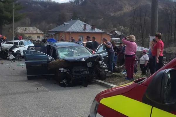 Accident rutier grav. Șapte victime, două persoane au decedat