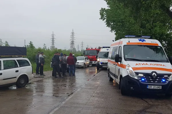 Accident în lanț pe șoseaua Sloboziei, din Giurgiu. Patru autoturisme sunt implicate