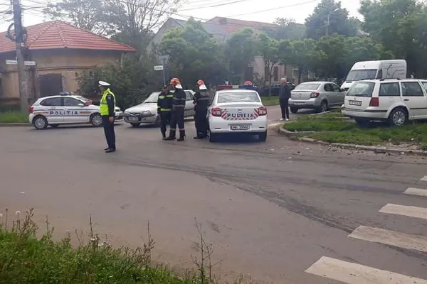 Zi neagră, în Timișoara. Mașini distruse și mai multe victime, după două accidente
